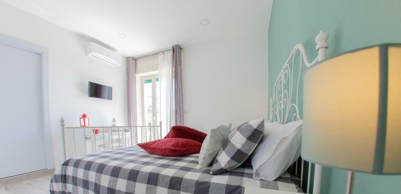 Civico 364 Bed and Breakfast Napels Buitenkant foto